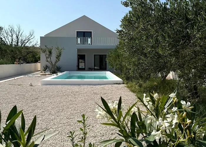 Casavella Semesterbostad